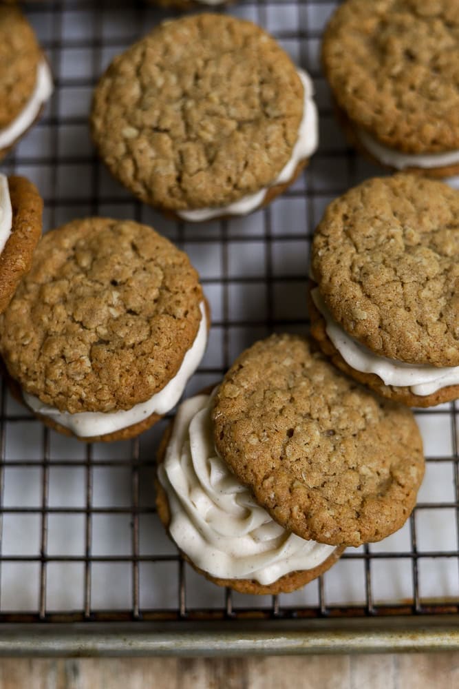 brown-butter-chai-oatmeal-sandwich-cookies_blog-8