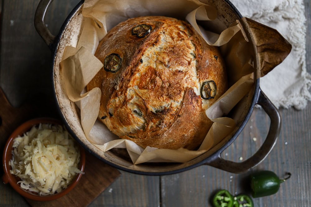 no-knead-jalapeno-cheddar-artisan-bread-5